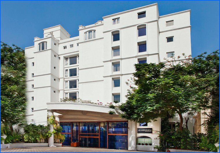 Lemon Tree Premier “The Atrium” Ahmedabad Hotel Ngoại thất bức ảnh